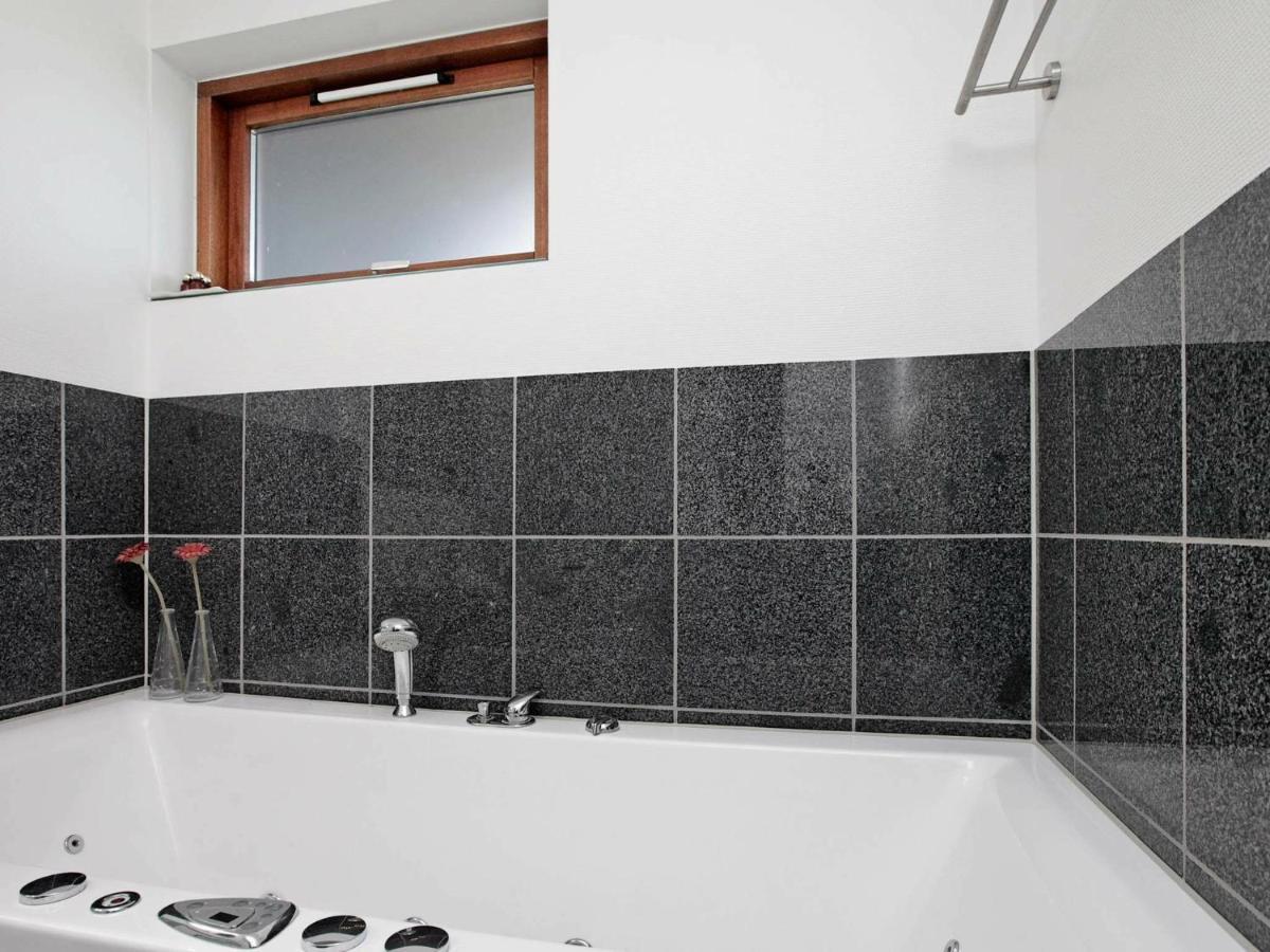 6 Person Holiday Home In Bogense Kültér fotó